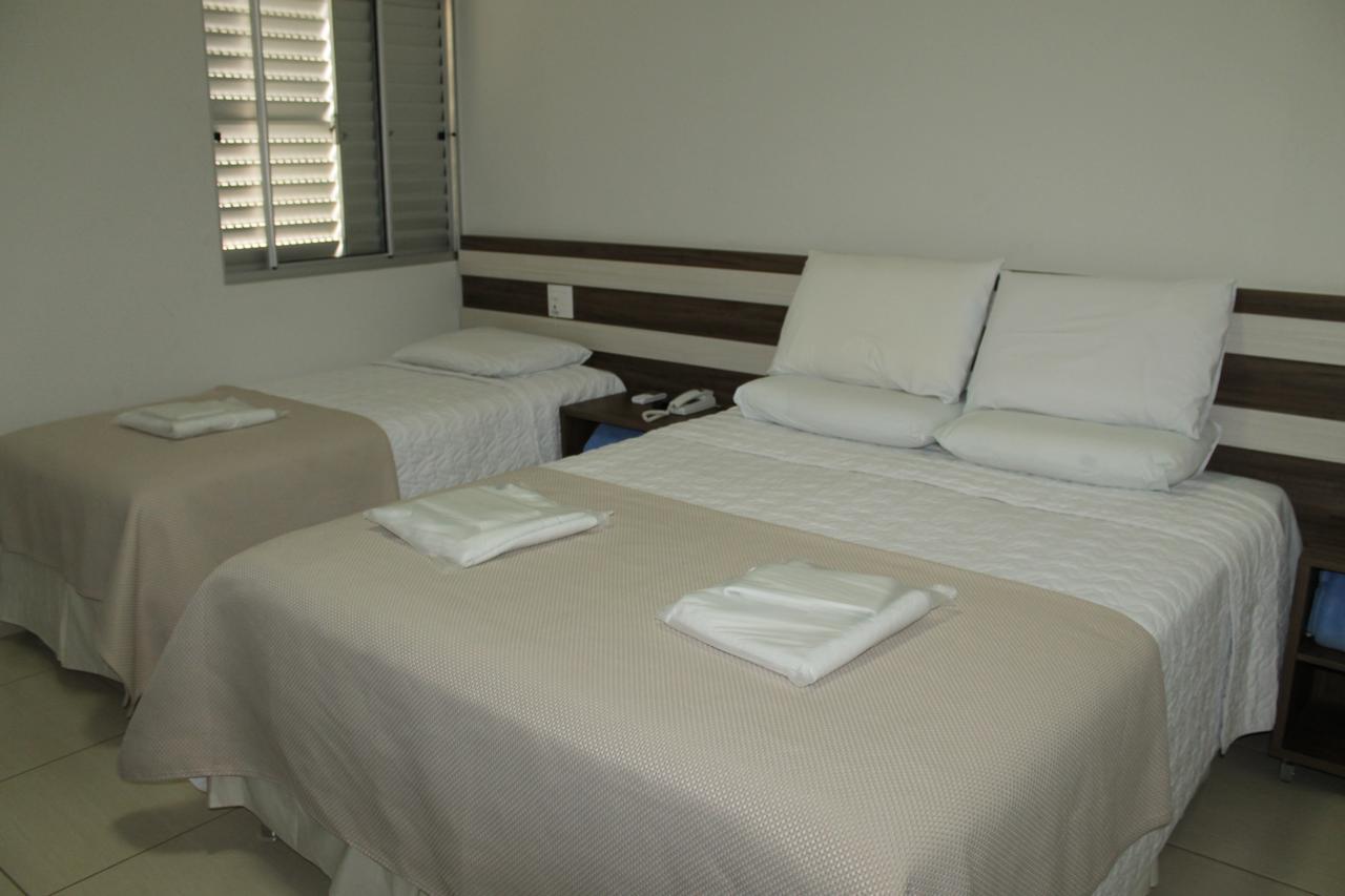 Hotel Avenida Joao Pinheiro Exterior photo